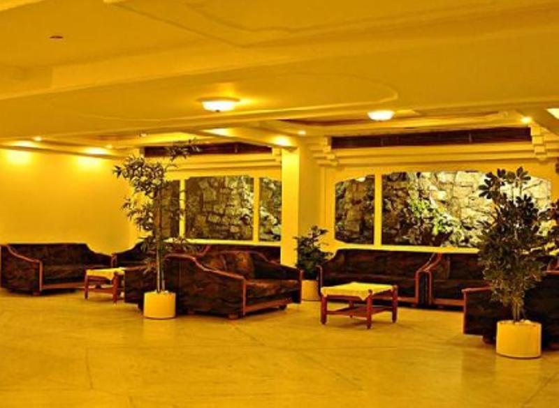 Golden Plaza Ahmedabad Exterior foto